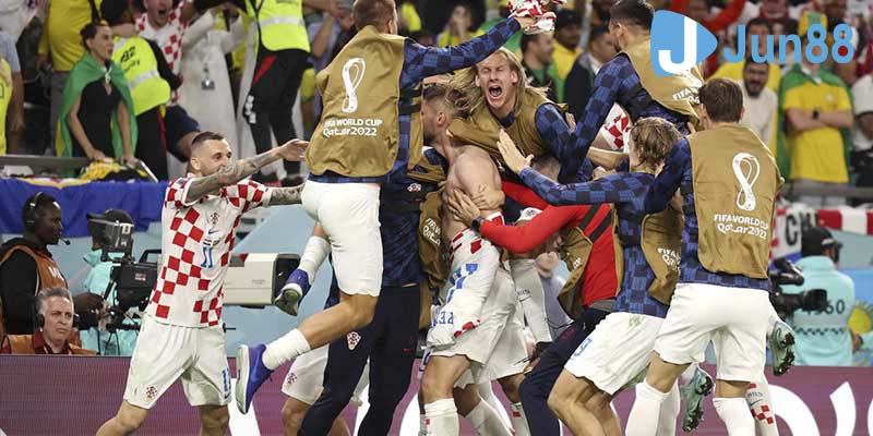 ”Vatreni” xuất sắc đoạt vé đi tiếp trong trận tứ kết giữa Croatia vs Brazil